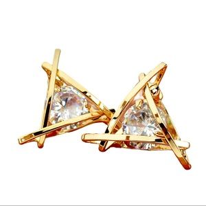 🆕 Dainty 14k Diamond Hollow Triangle Geometric Earrings NWT